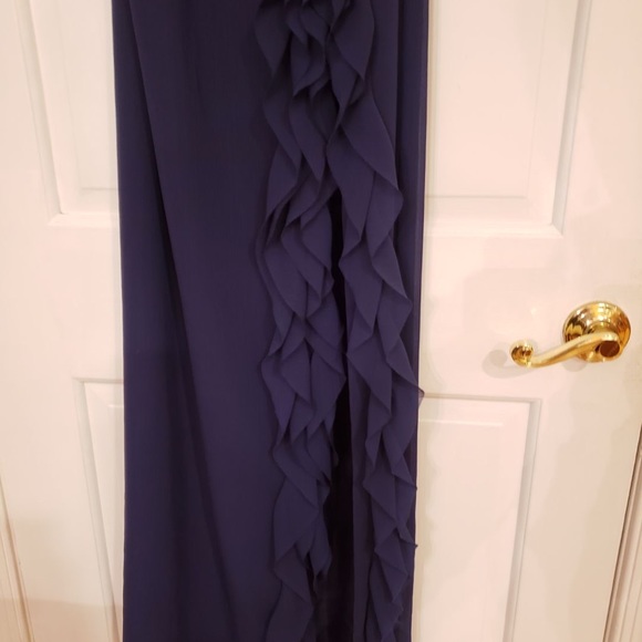 a dark blue bridesmaid dress - Picture 4 of 6